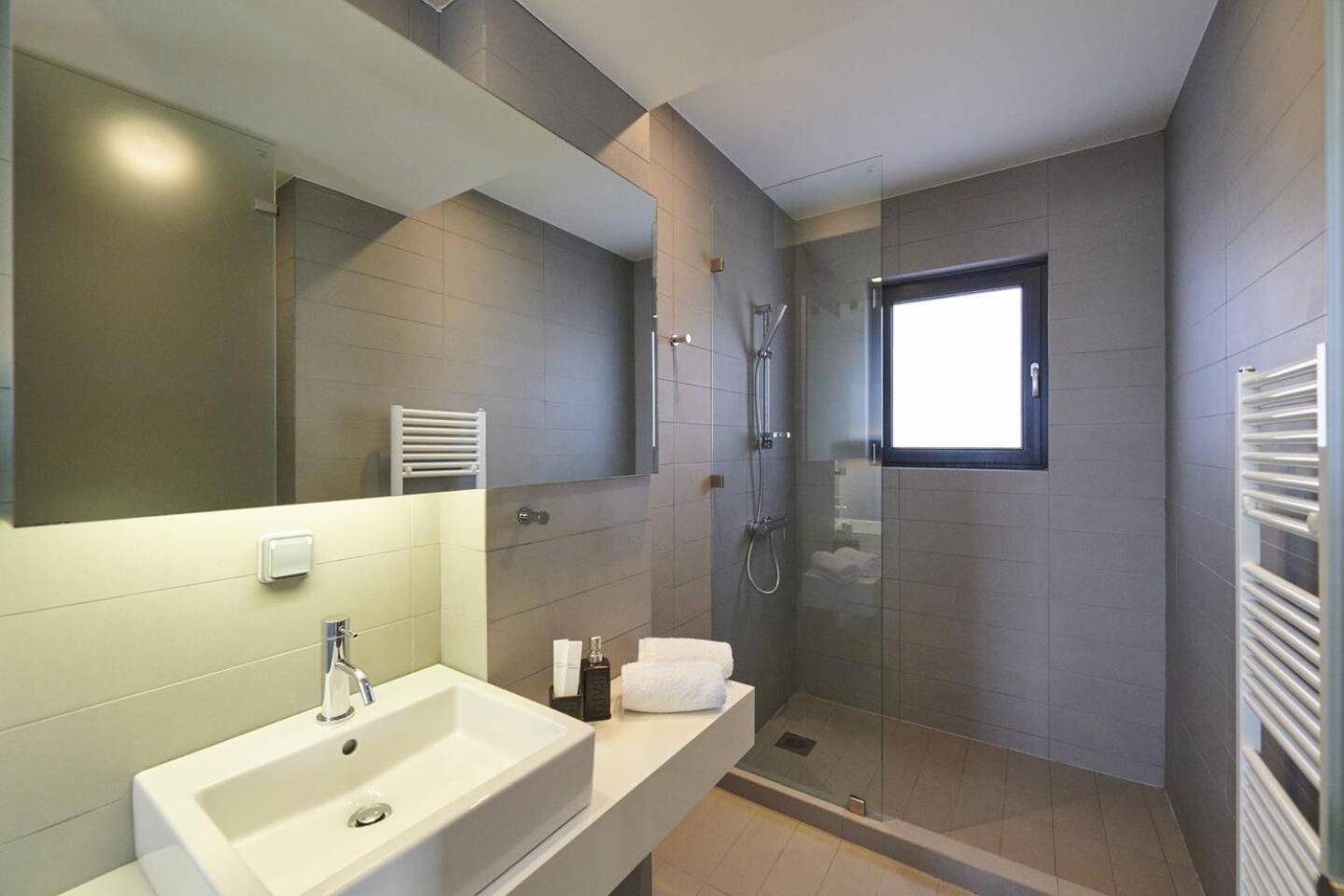 Ma Maison Nο 4, Downtown Loft , Short Walk To Acropolis, Ultra High Speed Internet 500 Mbps, Parking Upon Request, 1' From Metro Station เอเธนส์ ภายนอก รูปภาพ