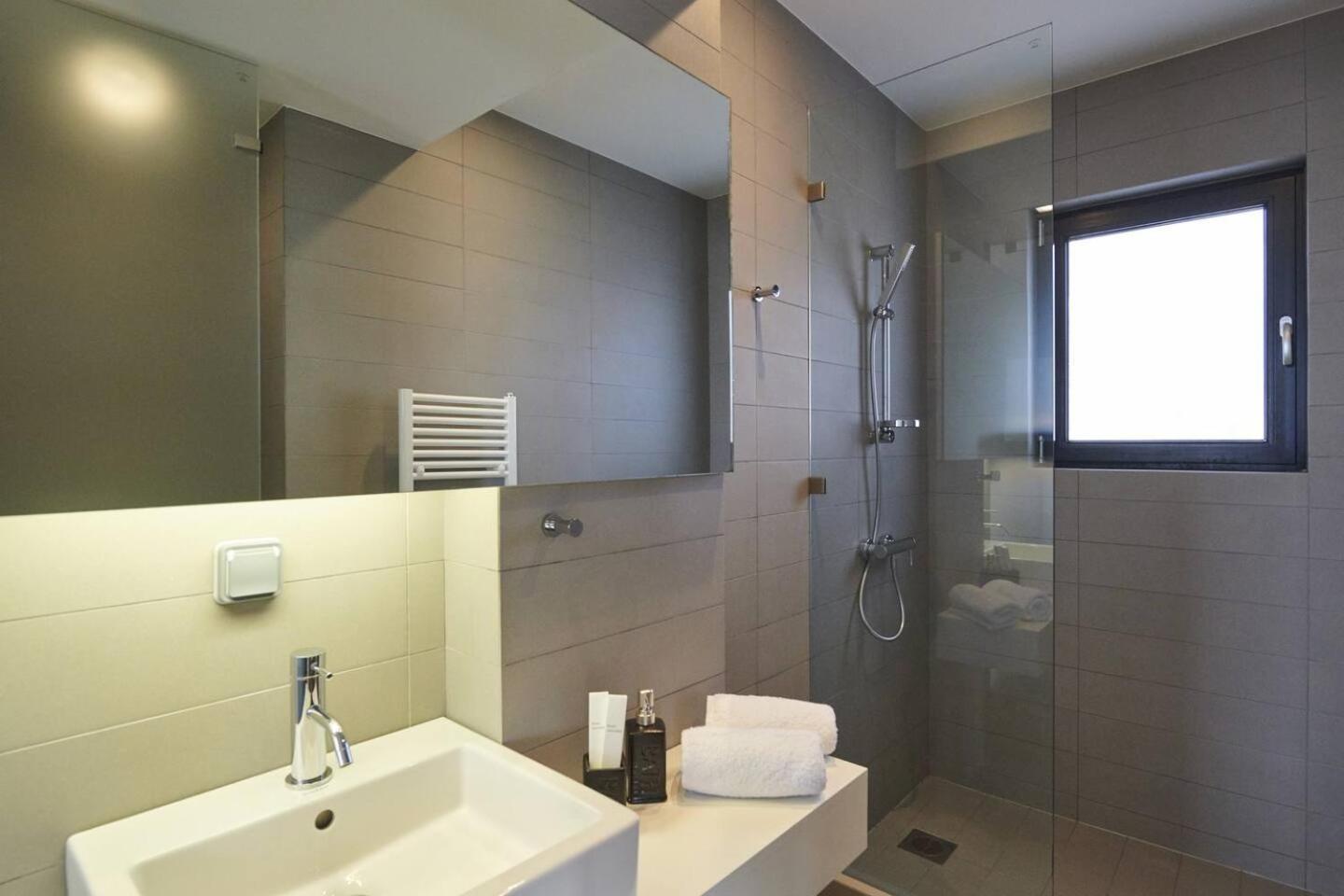 Ma Maison Nο 4, Downtown Loft , Short Walk To Acropolis, Ultra High Speed Internet 500 Mbps, Parking Upon Request, 1' From Metro Station เอเธนส์ ภายนอก รูปภาพ