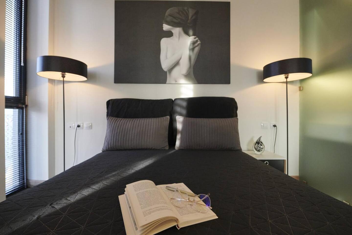 Ma Maison Nο 4, Downtown Loft , Short Walk To Acropolis, Ultra High Speed Internet 500 Mbps, Parking Upon Request, 1' From Metro Station เอเธนส์ ภายนอก รูปภาพ
