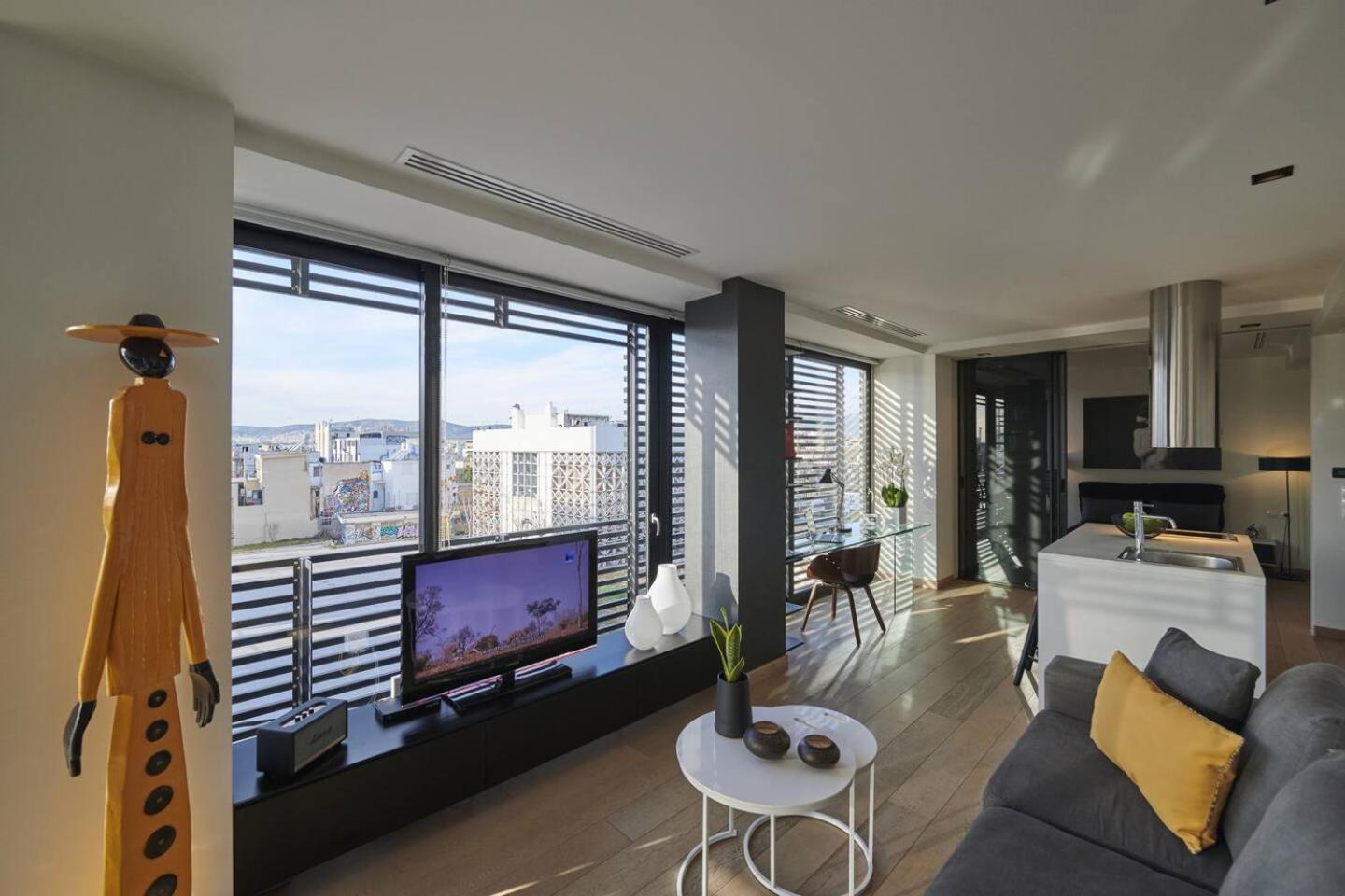 Ma Maison Nο 4, Downtown Loft , Short Walk To Acropolis, Ultra High Speed Internet 500 Mbps, Parking Upon Request, 1' From Metro Station เอเธนส์ ภายนอก รูปภาพ