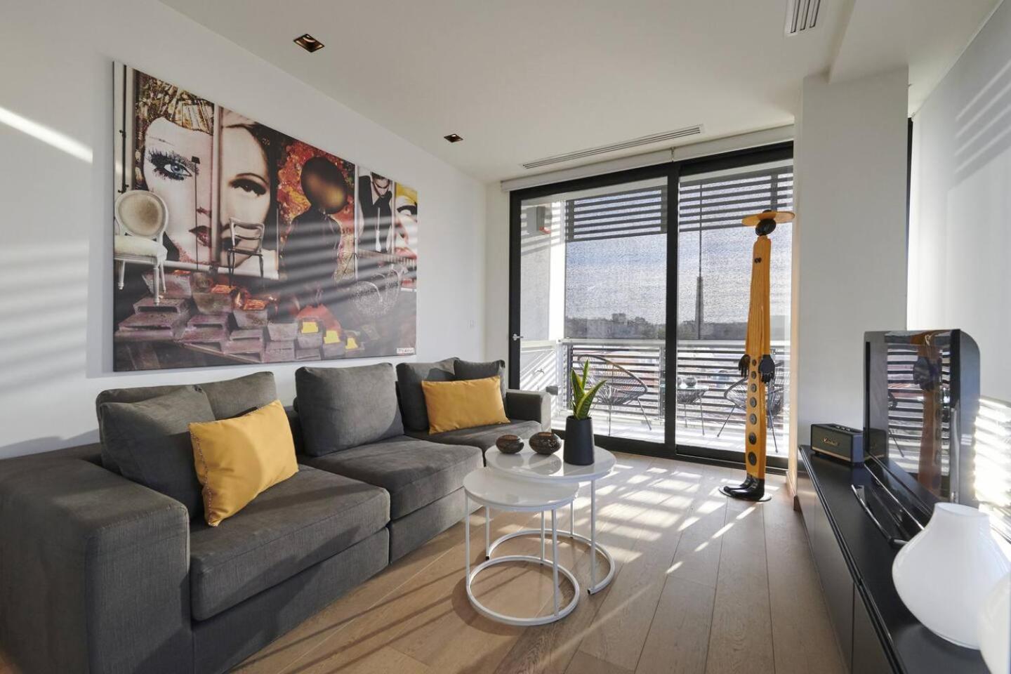 Ma Maison Nο 4, Downtown Loft , Short Walk To Acropolis, Ultra High Speed Internet 500 Mbps, Parking Upon Request, 1' From Metro Station เอเธนส์ ภายนอก รูปภาพ